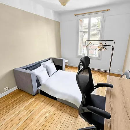Elegant Pied-a-terre A Lägenhet *